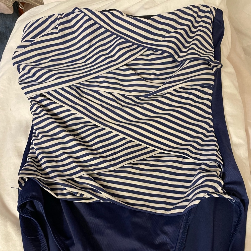 Miraclesuit One Piece Size 10 strapless Navy/white stripes